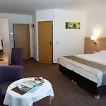 Land-gut-hotel Zum Alten Forsthaus - Aufladestation Fuer Elektroautos Hürtgenwald