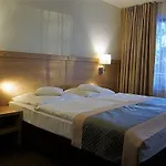 Land-gut-hotel Zum Alten Forsthaus - Aufladestation Fuer Elektroautos Hürtgenwald