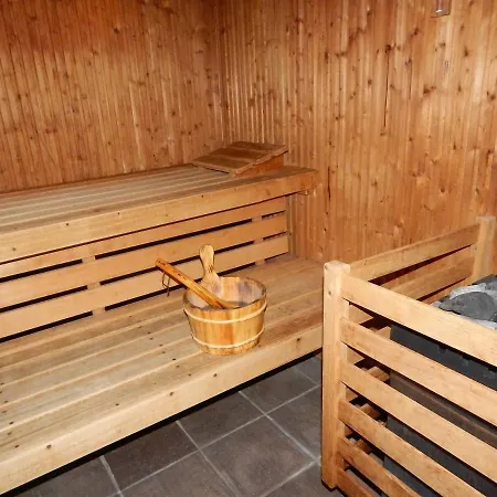 Hotel Land-gut-hotel Zum Alten Forsthaus - Aufladestation Fuer Elektroautos 4*