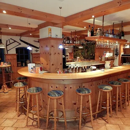 Land-gut-hotel Zum Alten Forsthaus - Aufladestation Fuer Elektroautos 4*