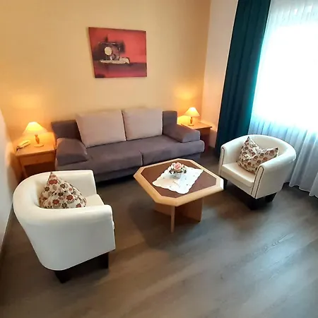 Land-gut-hotel Zum Alten Forsthaus - Aufladestation Fuer Elektroautos Hotel Hürtgenwald