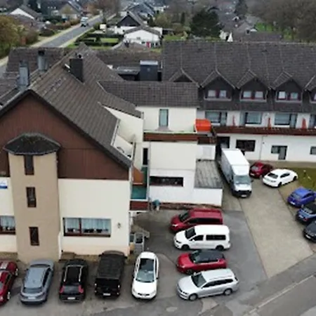 Land-gut-hotel Zum Alten Forsthaus - Aufladestation Fuer Elektroautos Hürtgenwald