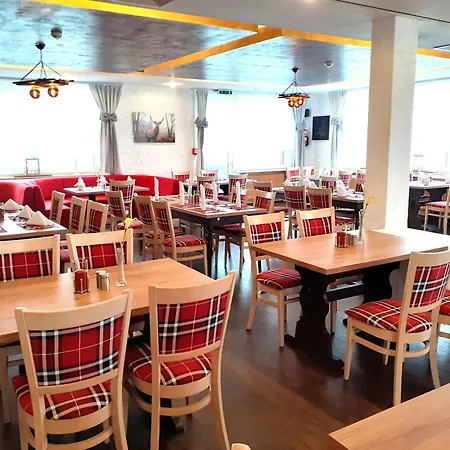 Land-gut-hotel Zum Alten Forsthaus Hotel