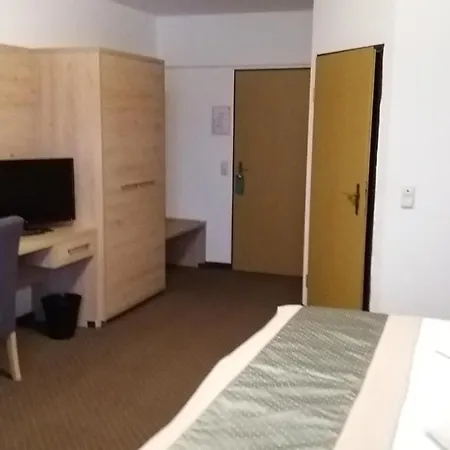Land-gut-hotel Zum Alten Forsthaus Hotel