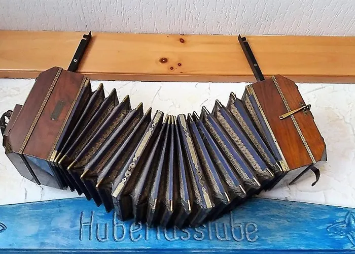 Land-gut-hotel Zum Alten Forsthaus - Aufladestation Fuer Elektroautos Hotel 4*