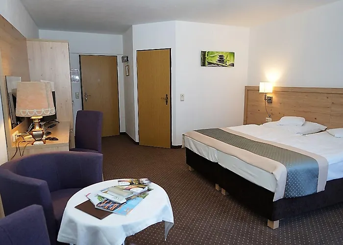 Land-gut-hotel Zum Alten Forsthaus - Aufladestation Fuer Elektroautos Hürtgenwald