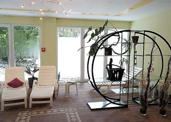 Land-gut-hotel Zum Alten Forsthaus Szálloda