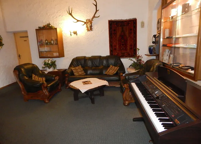 Szálloda Land-gut-hotel Zum Alten Forsthaus