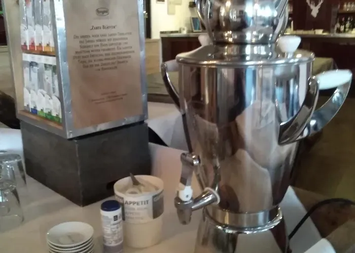 Land-gut-hotel Zum Alten Forsthaus Hotel