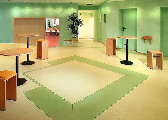 Hotel Land-gut-hotel Zum Alten Forsthaus - Aufladestation Fuer Elektroautos 4*